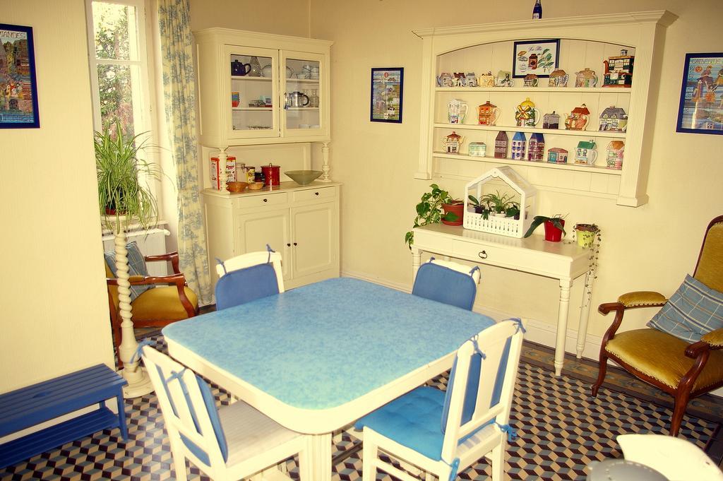 Chambres Au Logis Des Acacias Le Puley ภายนอก รูปภาพ